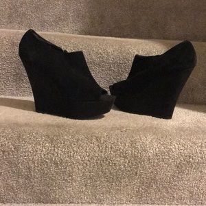 Steve Madden WIIKED Platform Peeptoe Wedge